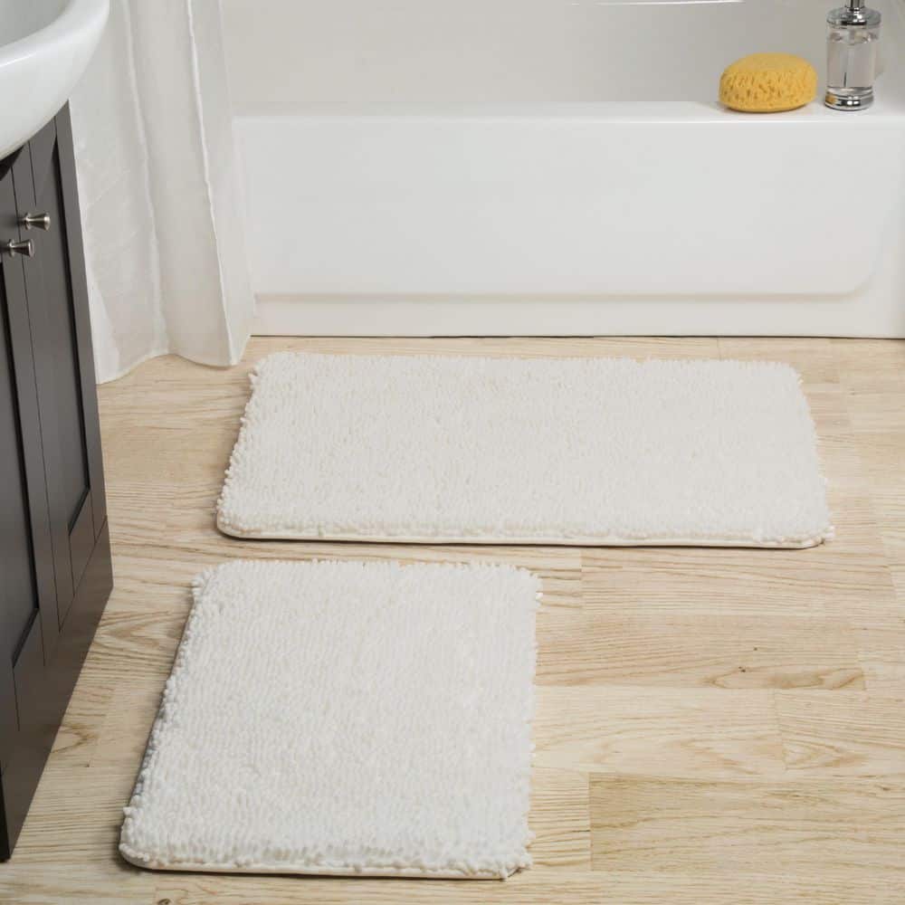 Shag White 21 In. X 32 In. Memory Foam 2-Piece Bath Mat Set